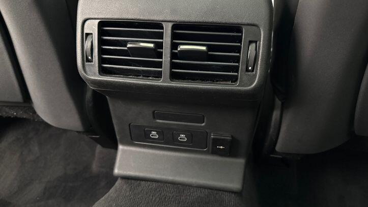 Used Land Rover Range Rover Velar 2024 for sale - 77692265: Photo 17