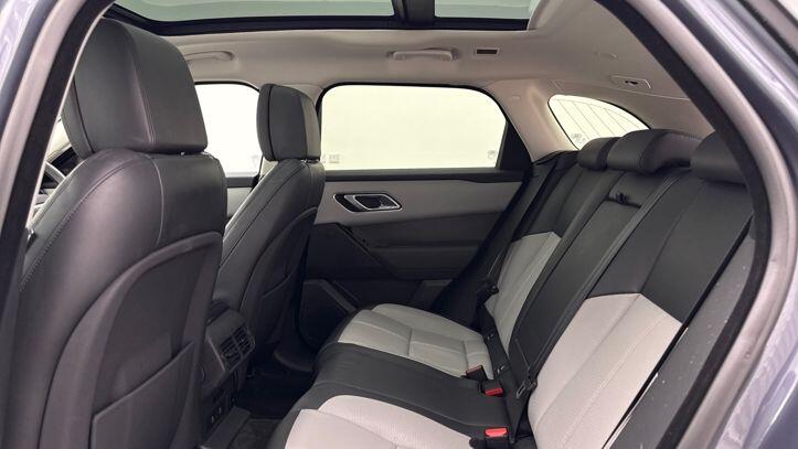 Used Land Rover Range Rover Velar 2024 for sale - 77692265: Photo 4