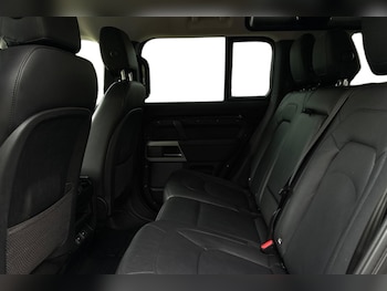 Used Land Rover Defender 110 2023 for sale - 78864534: Photo