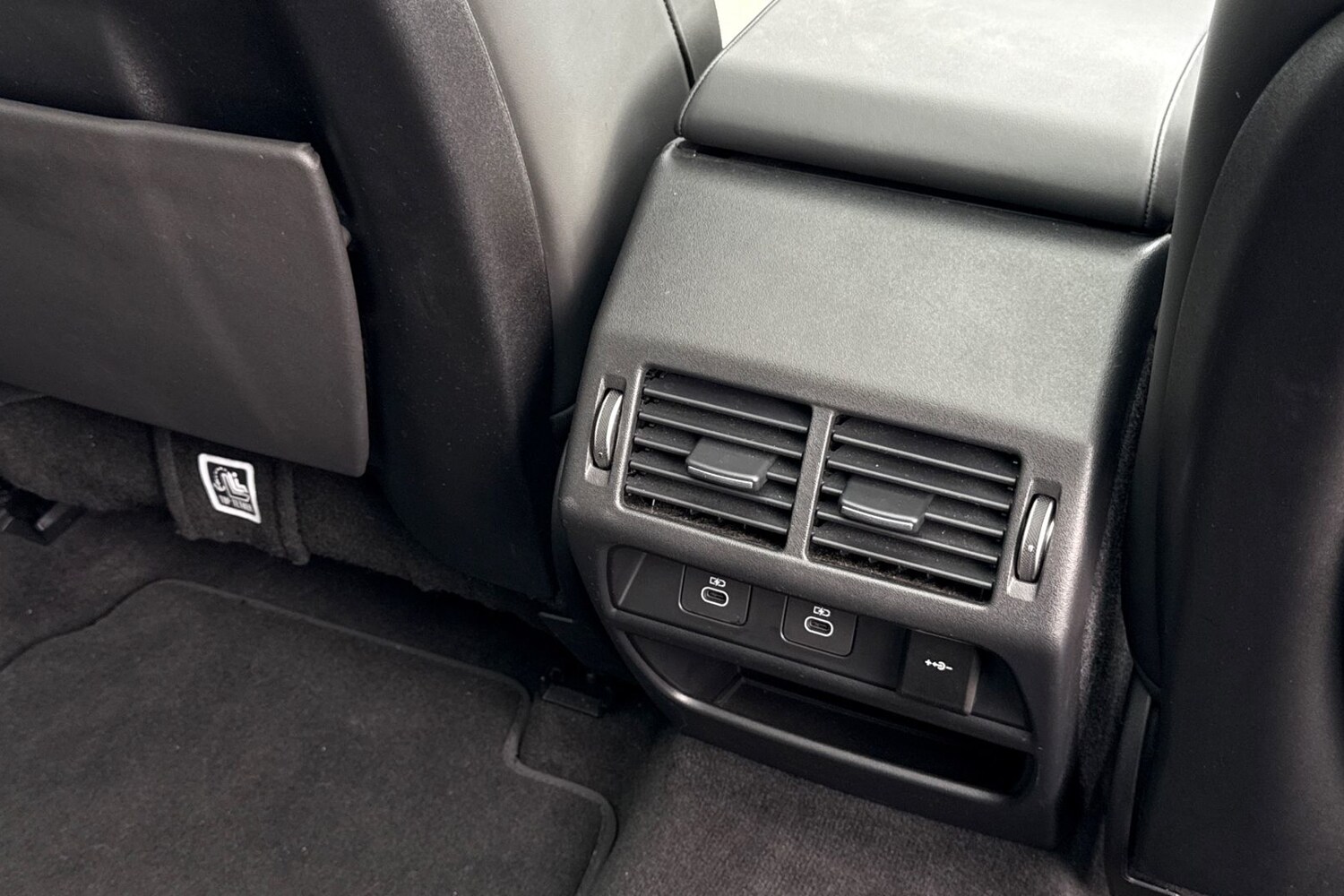 Used Land Rover Discovery Sport 2024 for sale - 76065318: Photo 19