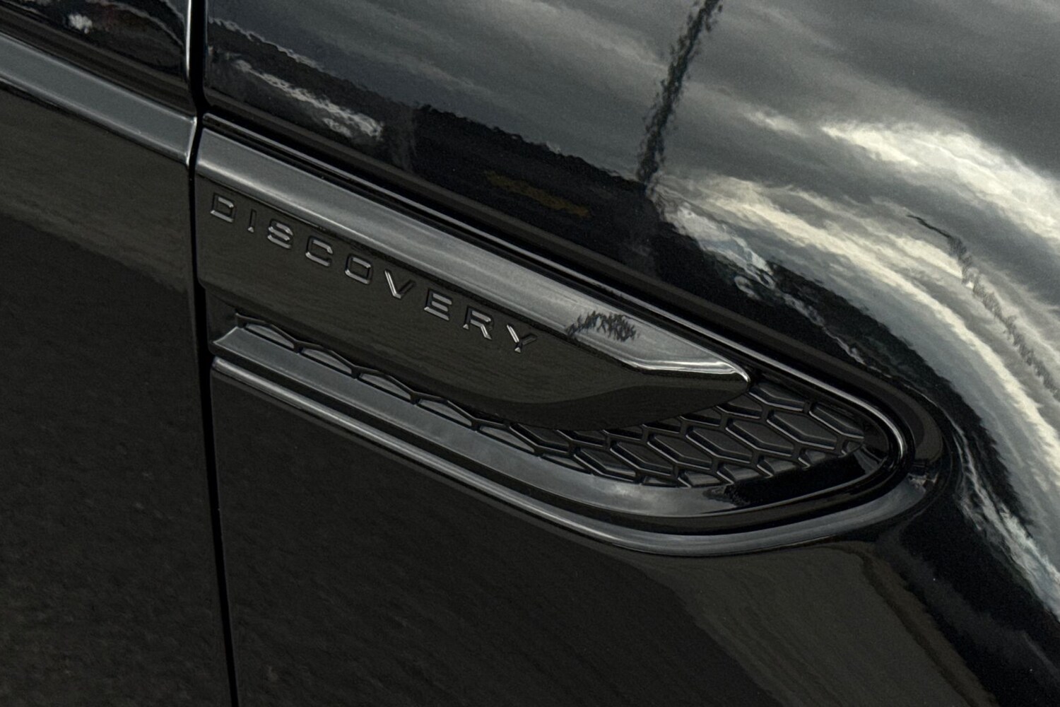 Used Land Rover Discovery Sport 2024 for sale - 76065318: Photo 28