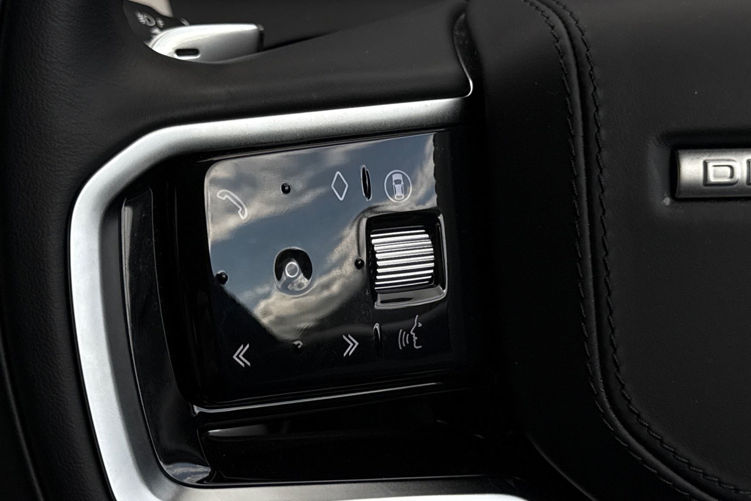 Used Land Rover Discovery Sport 2024 for sale - 76065318: Photo 29