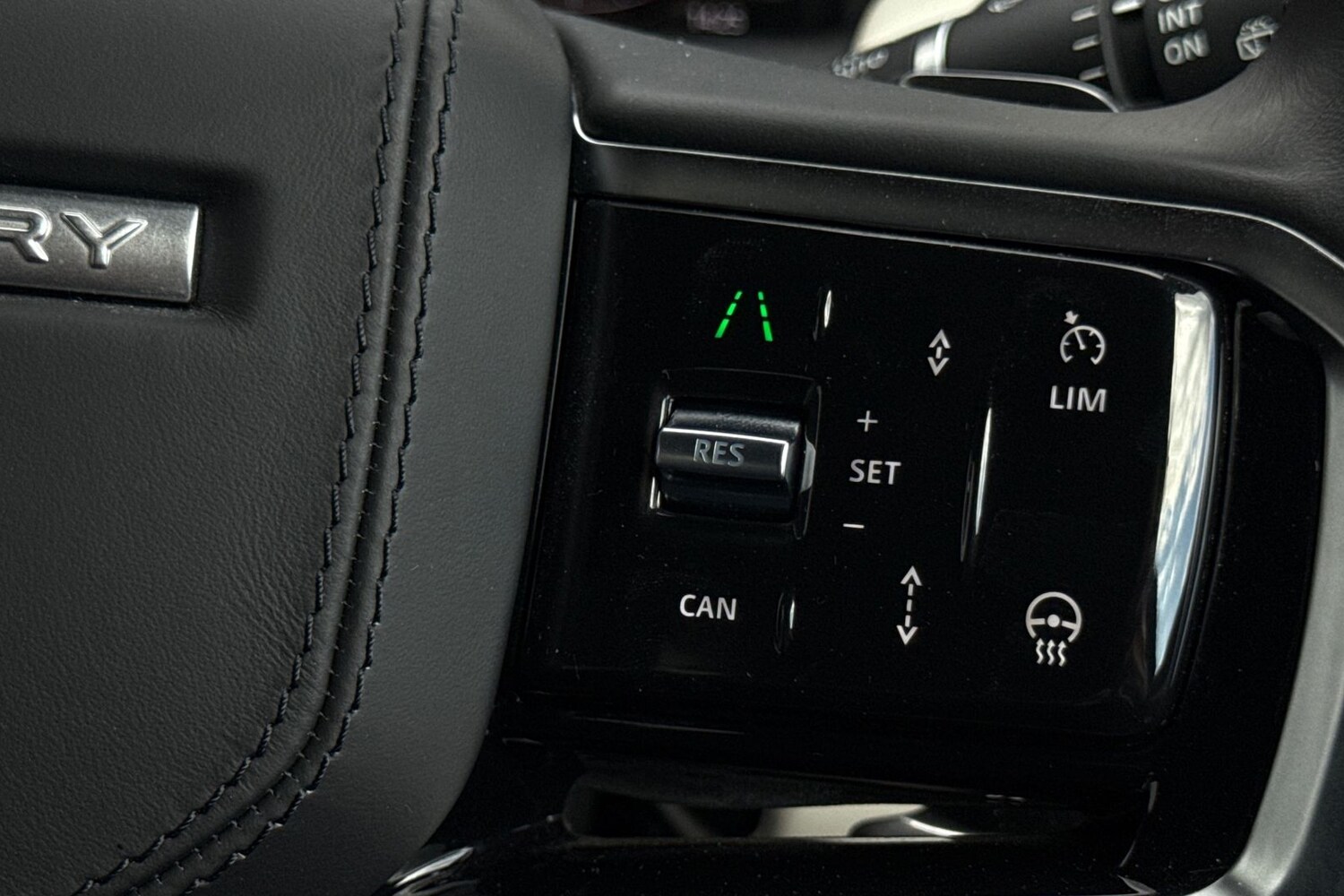 Used Land Rover Discovery Sport 2024 for sale - 76065318: Photo 30
