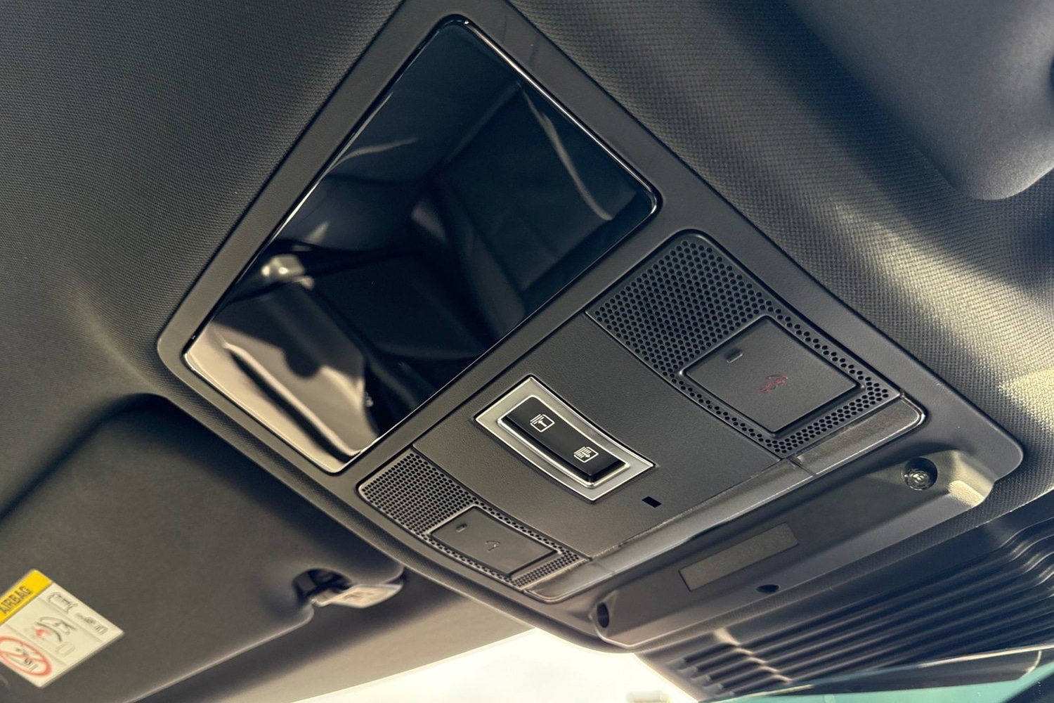 Used Land Rover Range Rover Evoque 2024 for sale - 76916540: Photo 24