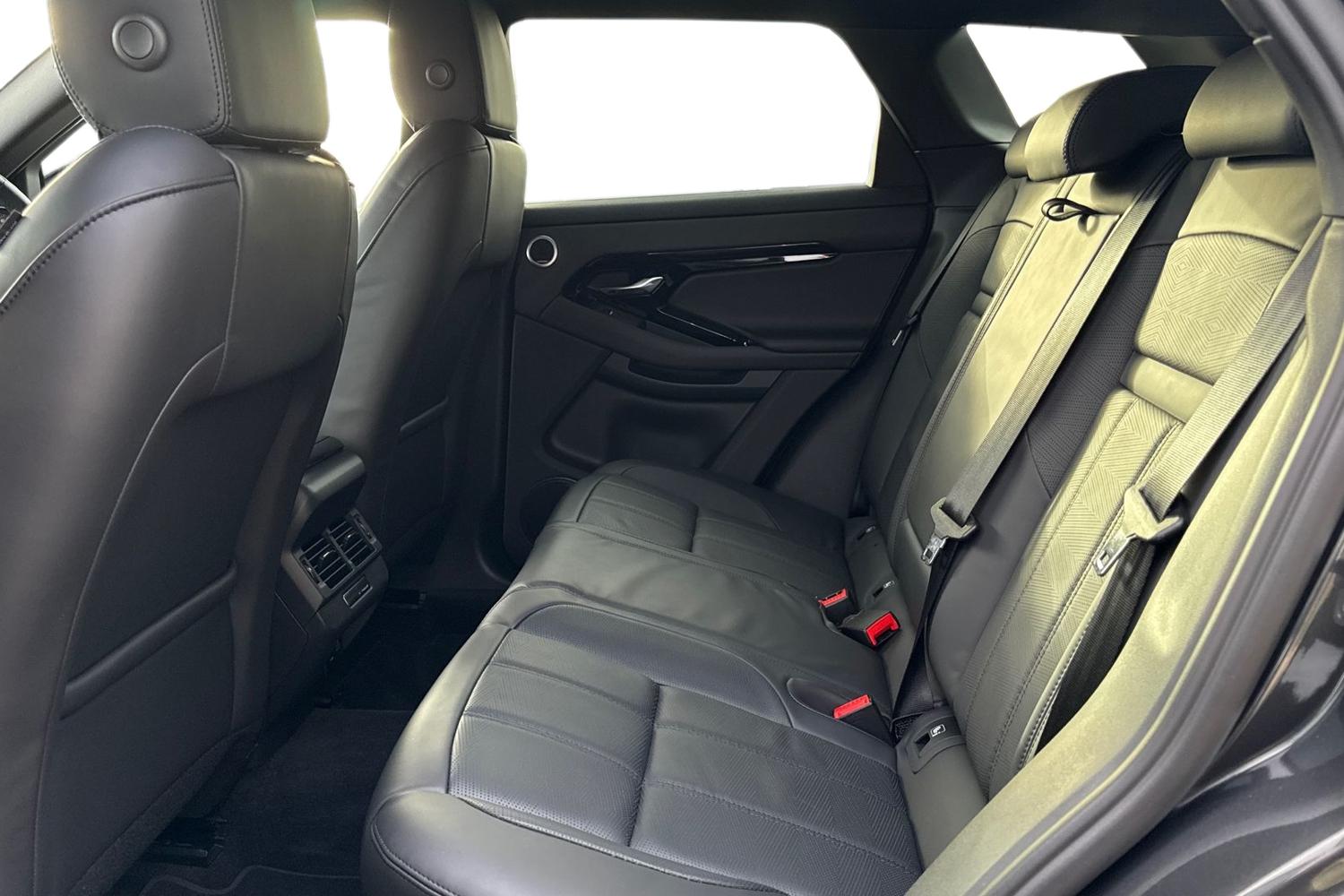 Used Land Rover Range Rover Evoque 2024 for sale - 76916540: Photo 4