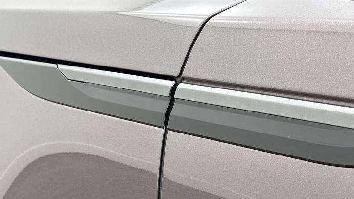 Used Land Rover Range Rover Velar 2025 for sale - 77287217: Photo 20