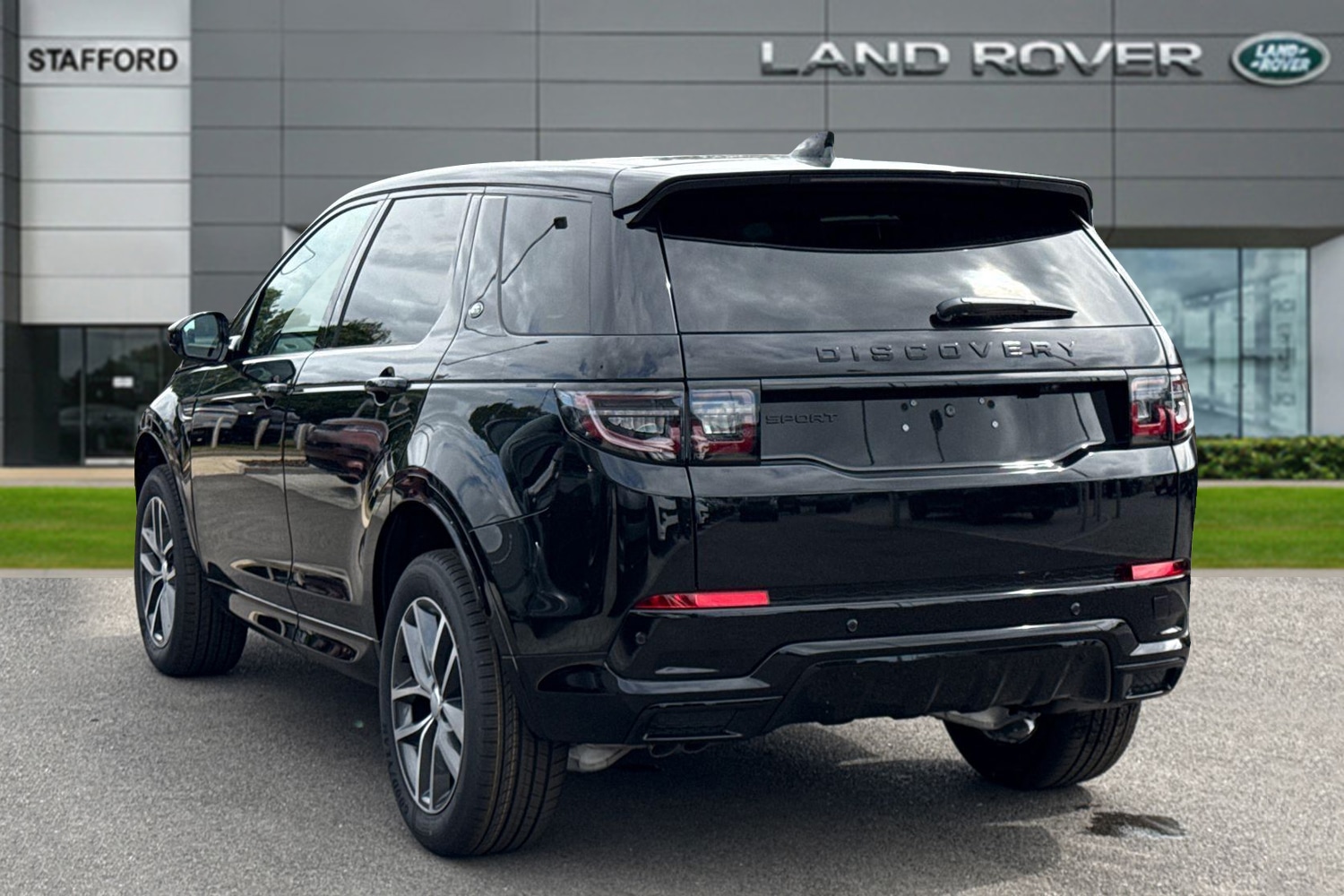 Used Land Rover Discovery Sport 2026 for sale - 77779706: Photo 2