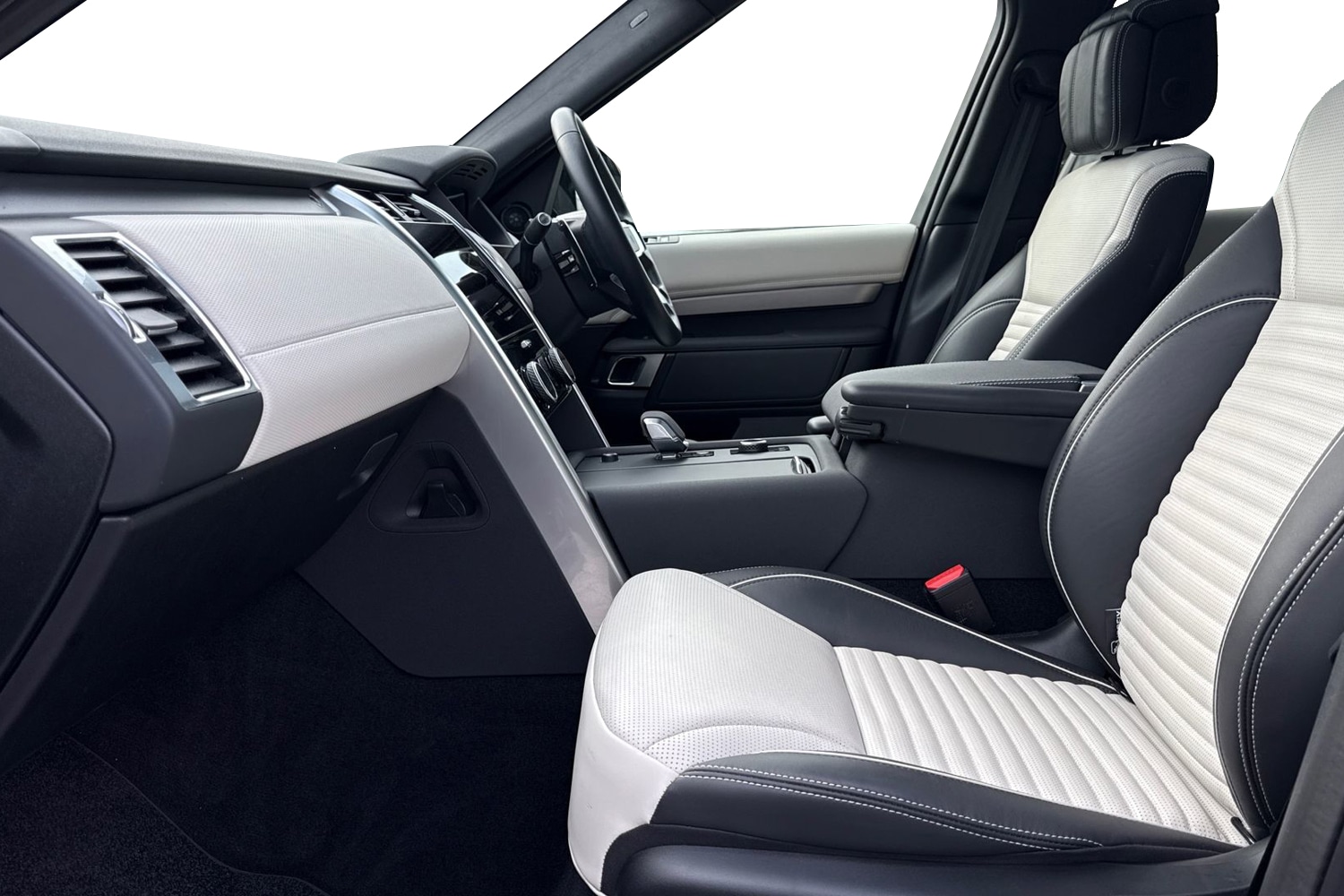 Used Land Rover Discovery 2024 for sale - 76128580: Photo 3