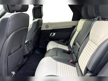 Used Land Rover Discovery 2024 for sale - 76128580: Photo 4