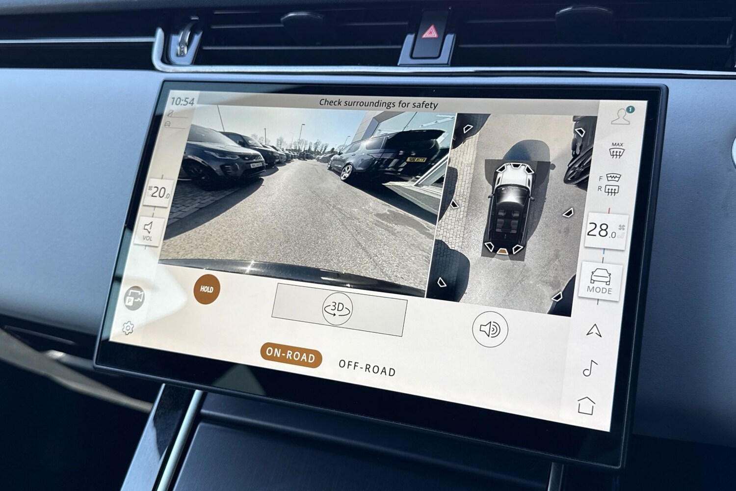 Used Land Rover Range Rover Evoque 2025 for sale - 77935637: Photo 12