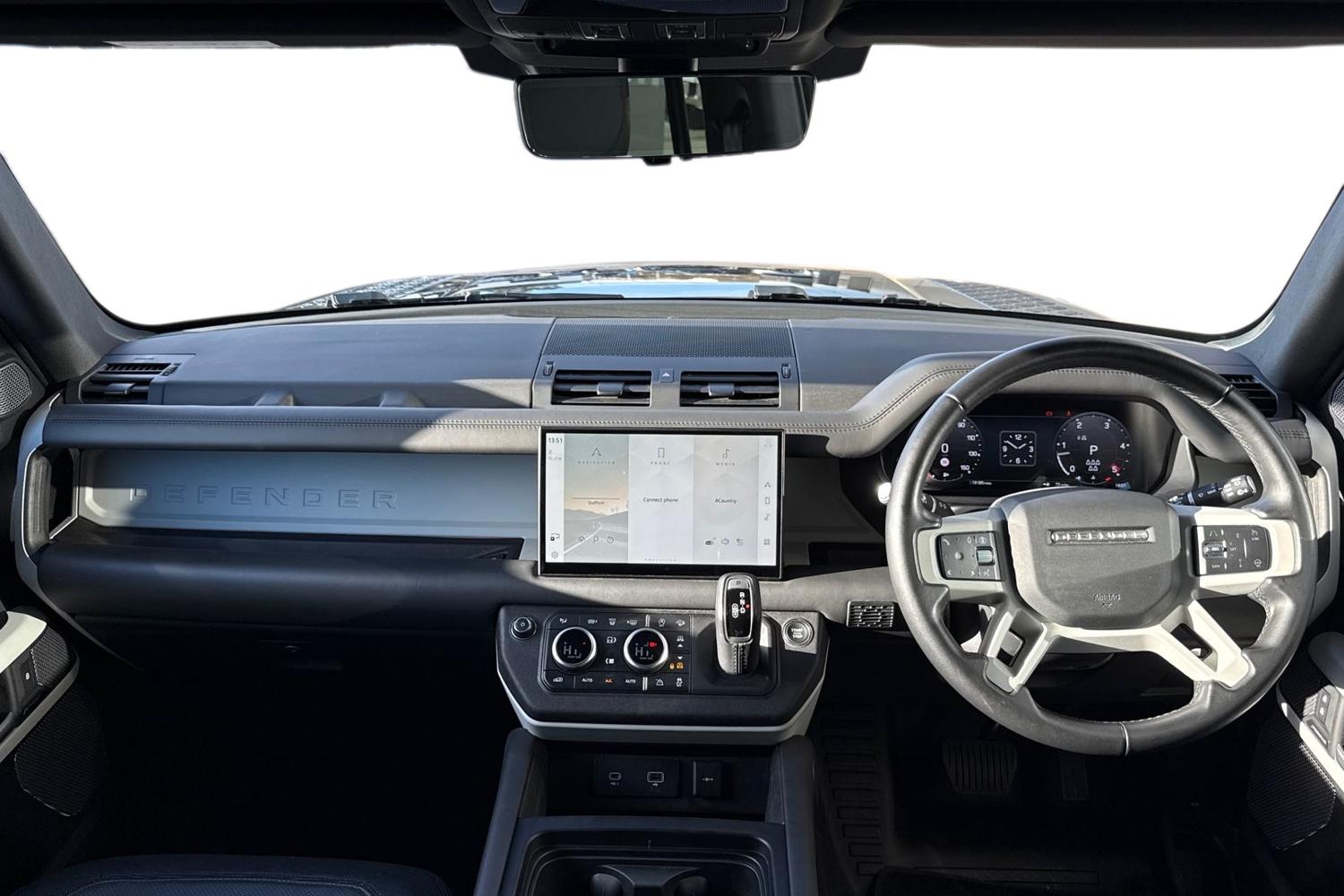 Used Land Rover Defender 110 2024 for sale - 76662255: Photo 10