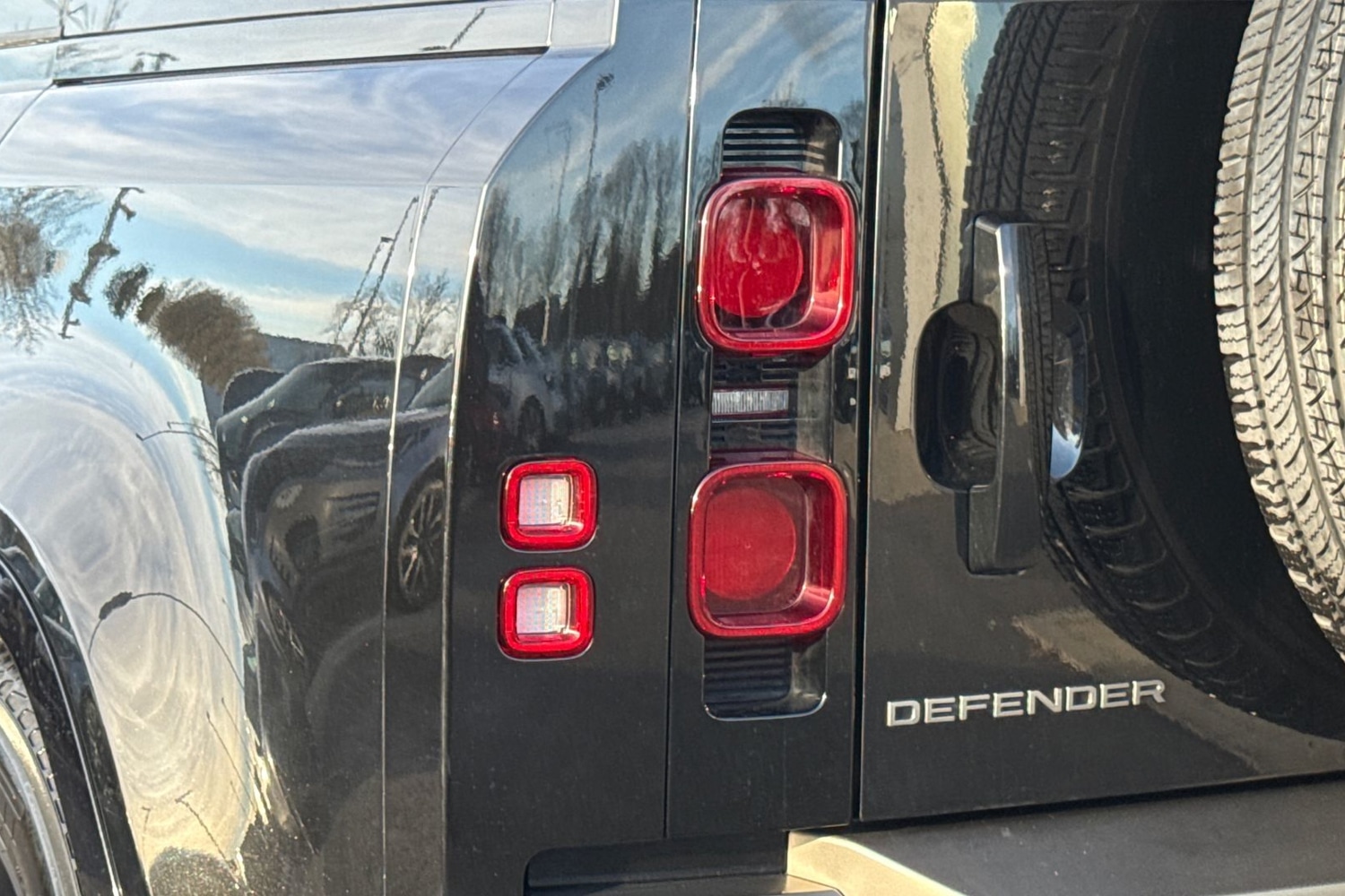 Used Land Rover Defender 110 2024 for sale - 76662255: Photo 20