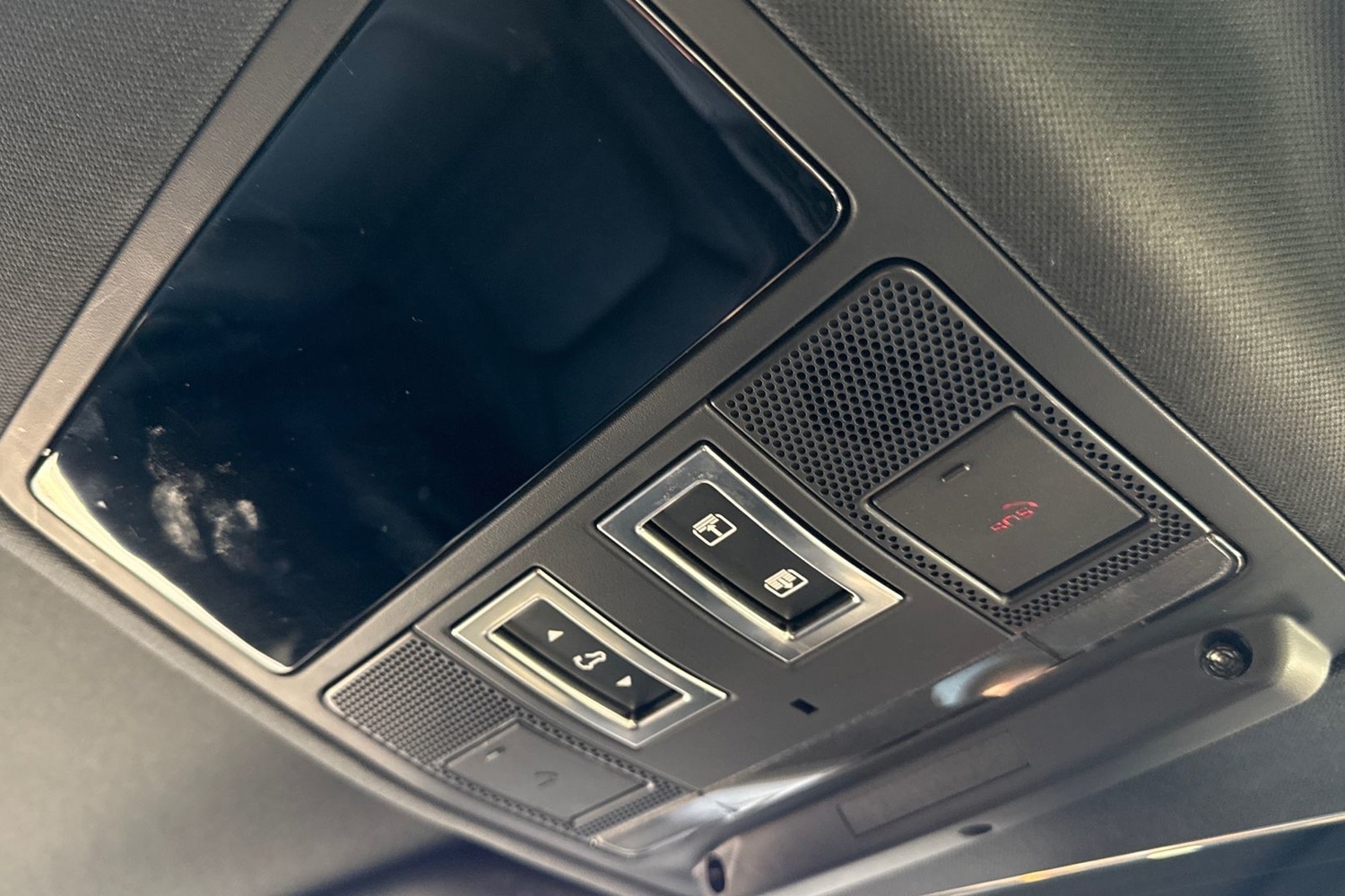 Used Land Rover Defender 110 2024 for sale - 76662255: Photo 24