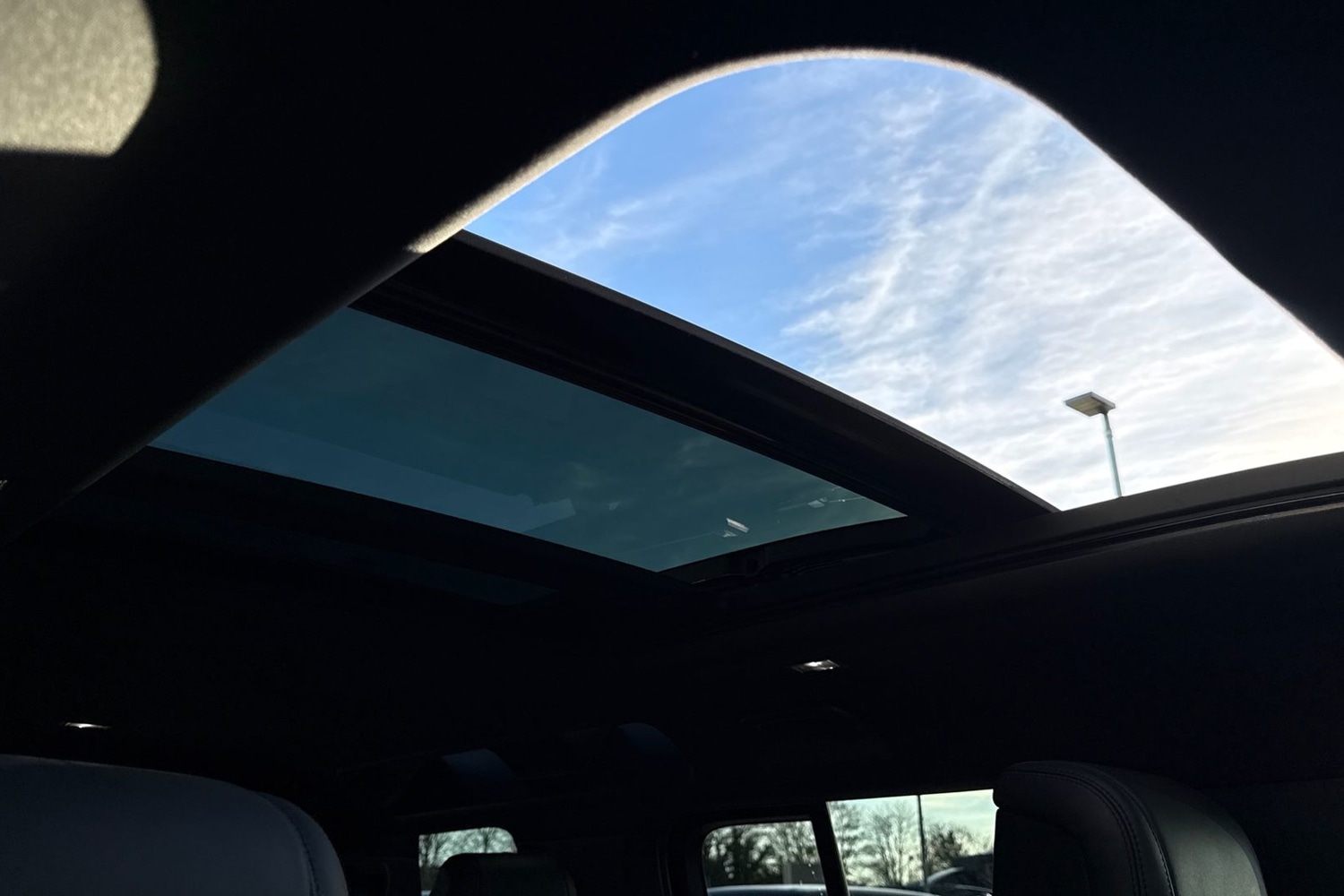 Used Land Rover Defender 110 2024 for sale - 76662255: Photo 33