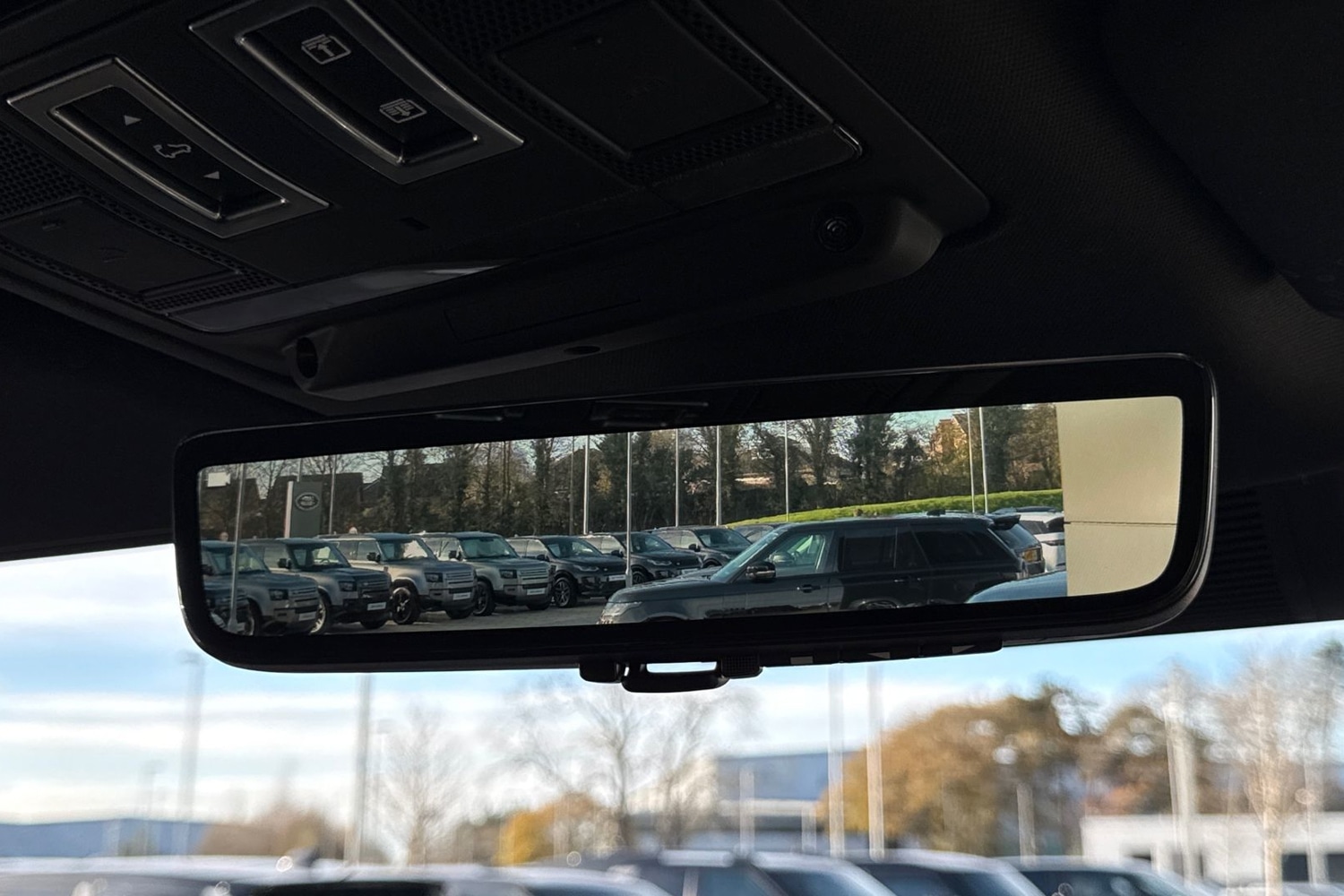 Used Land Rover Defender 110 2024 for sale - 76662255: Photo 36