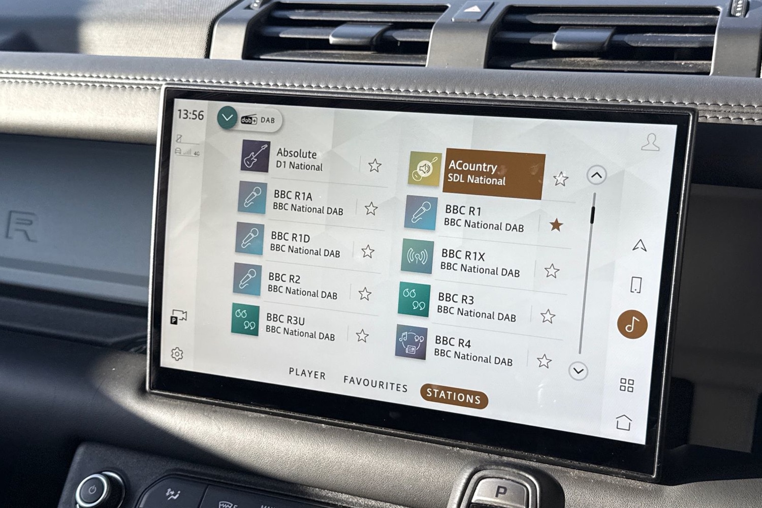 Used Land Rover Defender 110 2024 for sale - 76662255: Photo 38