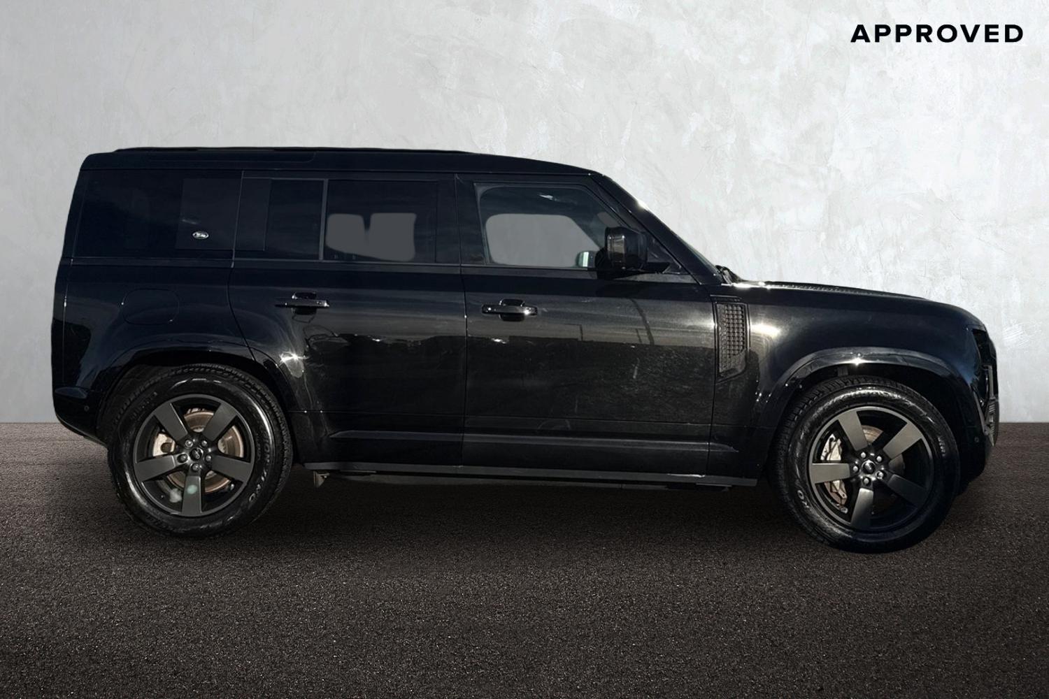 Used Land Rover Defender 110 2024 for sale - 76662255: Photo 6