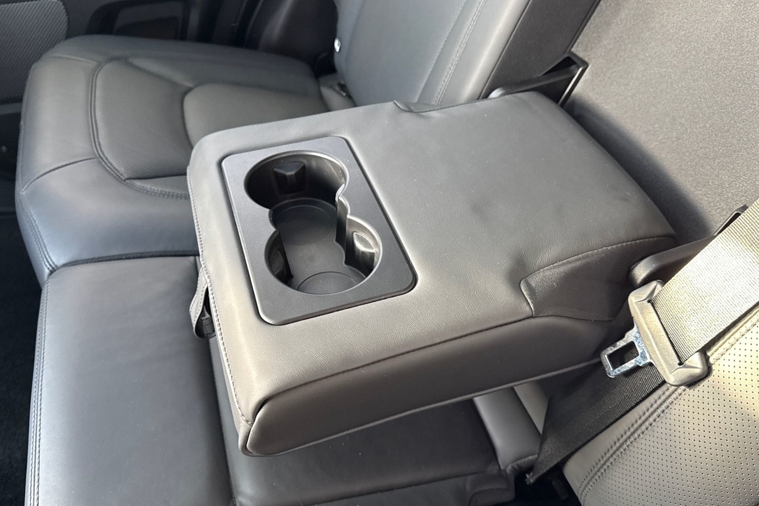 Used Land Rover Defender 2023 for sale - 77048475: Photo 42