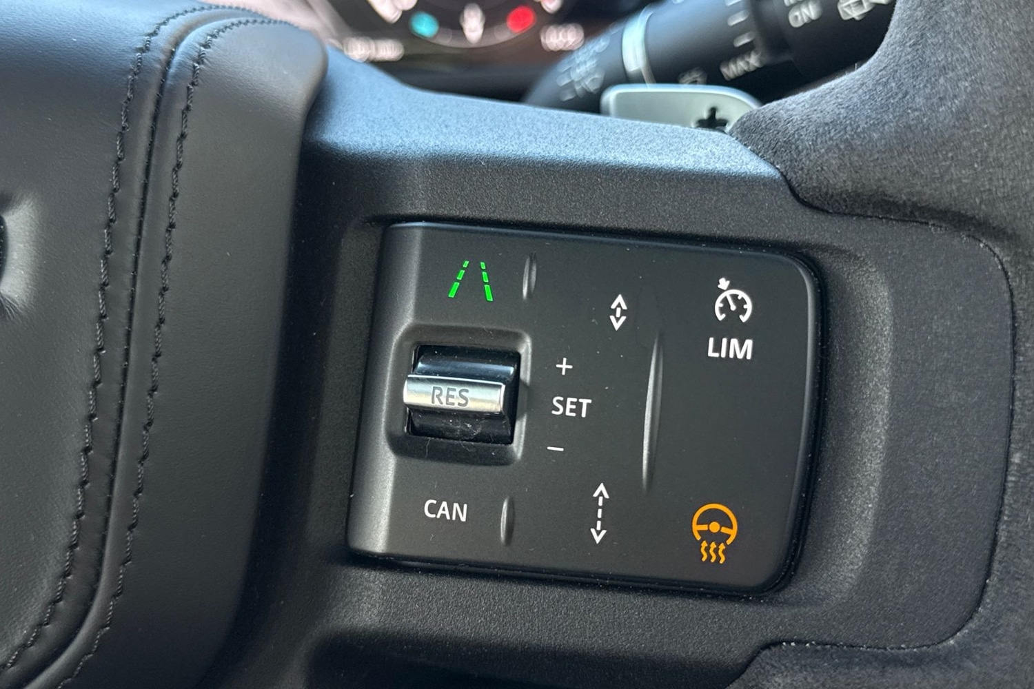 Used Land Rover Defender 2023 for sale - 77048475: Photo 46