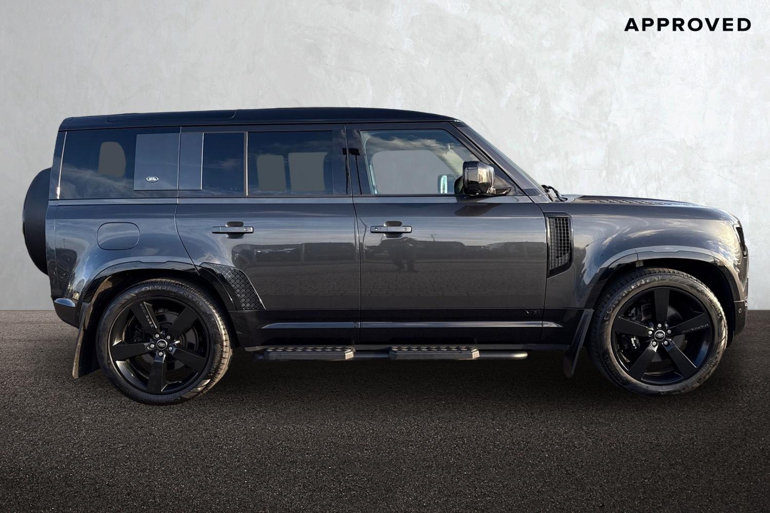 Used Land Rover Defender 2023 for sale - 77048475: Photo 5