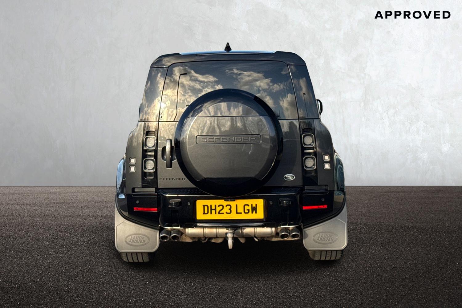 Used Land Rover Defender 2023 for sale - 77048475: Photo 6