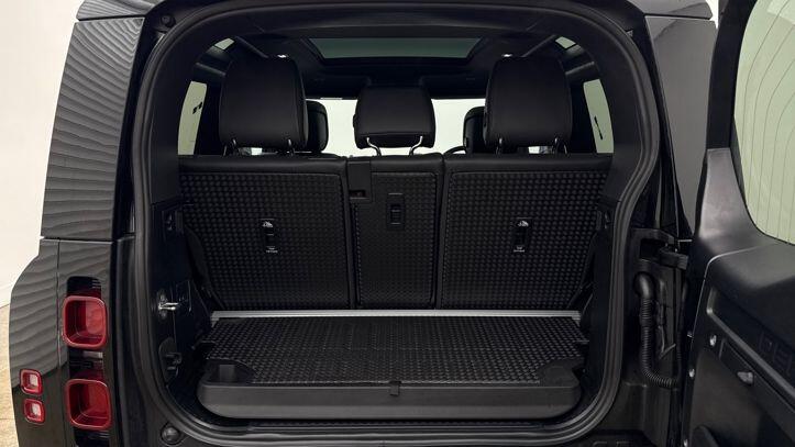 Used Land Rover Defender 2024 for sale - 77654337: Photo 10