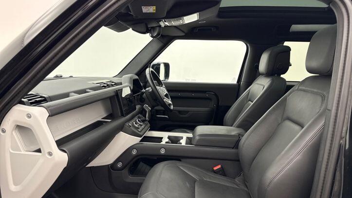 Used Land Rover Defender 2024 for sale - 77654337: Photo 3