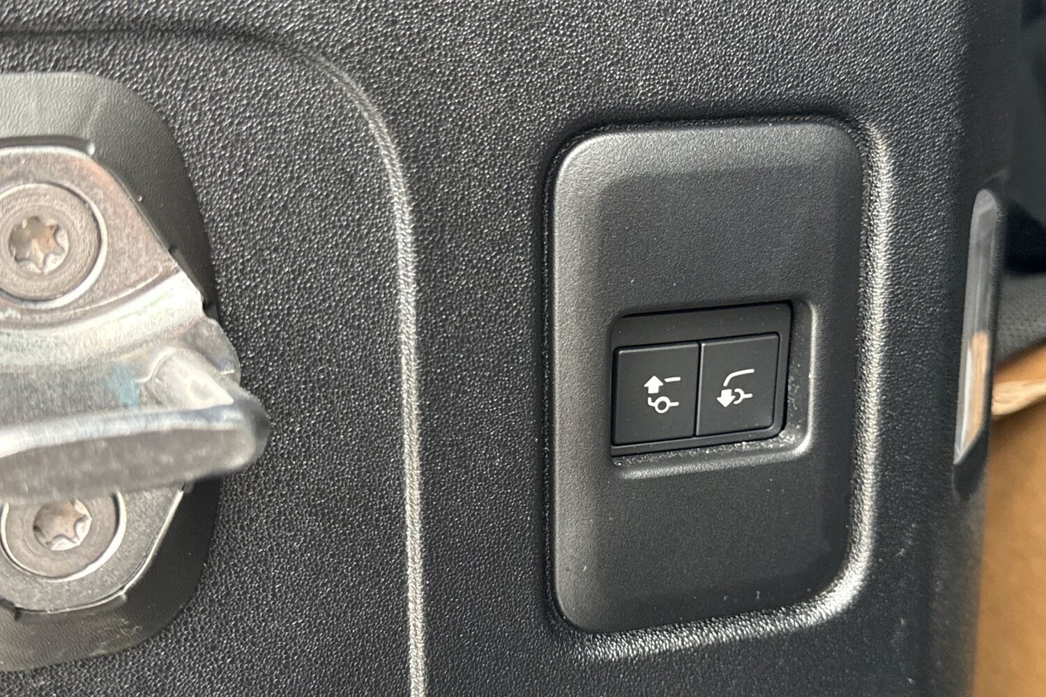 Used Land Rover Defender 90 2024 for sale - 77654337: Photo 39