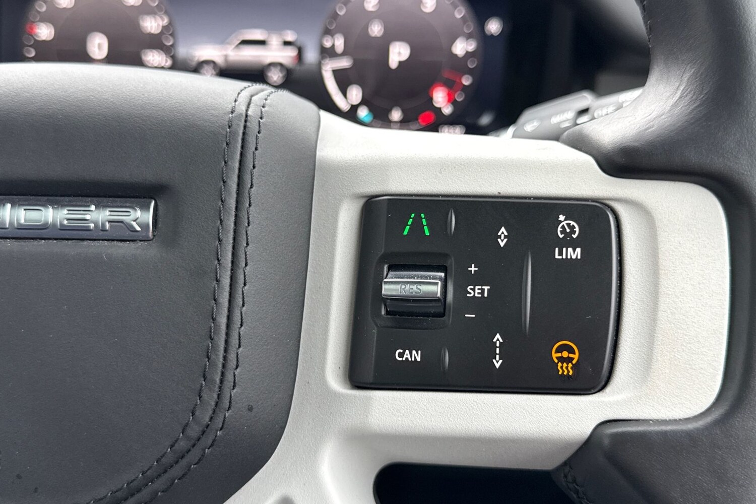 Used Land Rover Defender 90 2024 for sale - 77654337: Photo 48