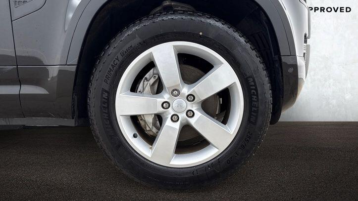 Used Land Rover Defender 2024 for sale - 77654337: Photo 8