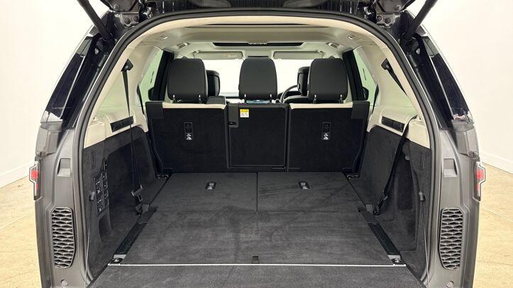 Used Land Rover Discovery 2025 for sale - 77919323: Photo 11