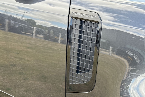 Used Land Rover Defender 110 2025 for sale - 75787282: Photo 23