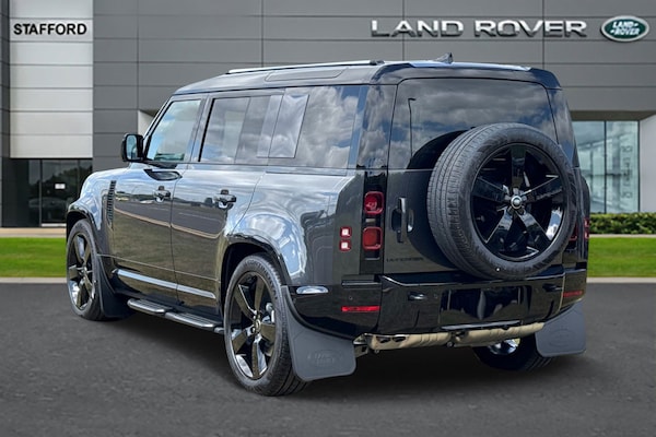 Used Land Rover Defender 110 2025 for sale - 75787282: Photo 2