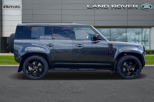Used Land Rover Defender 110 2025 for sale - 75787282: Photo 5
