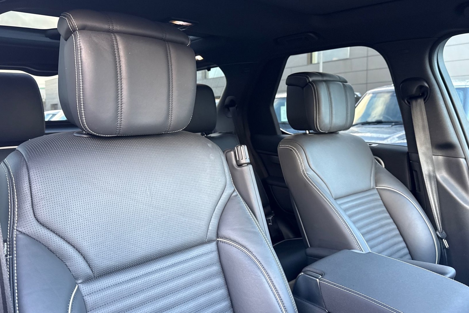 Used Land Rover Discovery 2024 for sale - 77128761: Photo 21