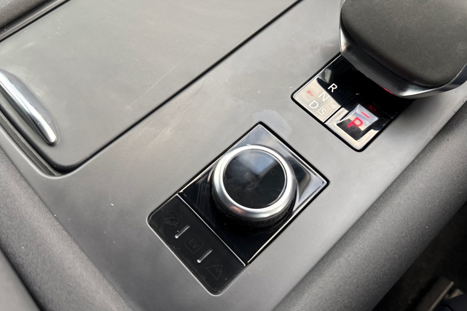 Used Land Rover Discovery 2024 for sale - 77128761: Photo 45