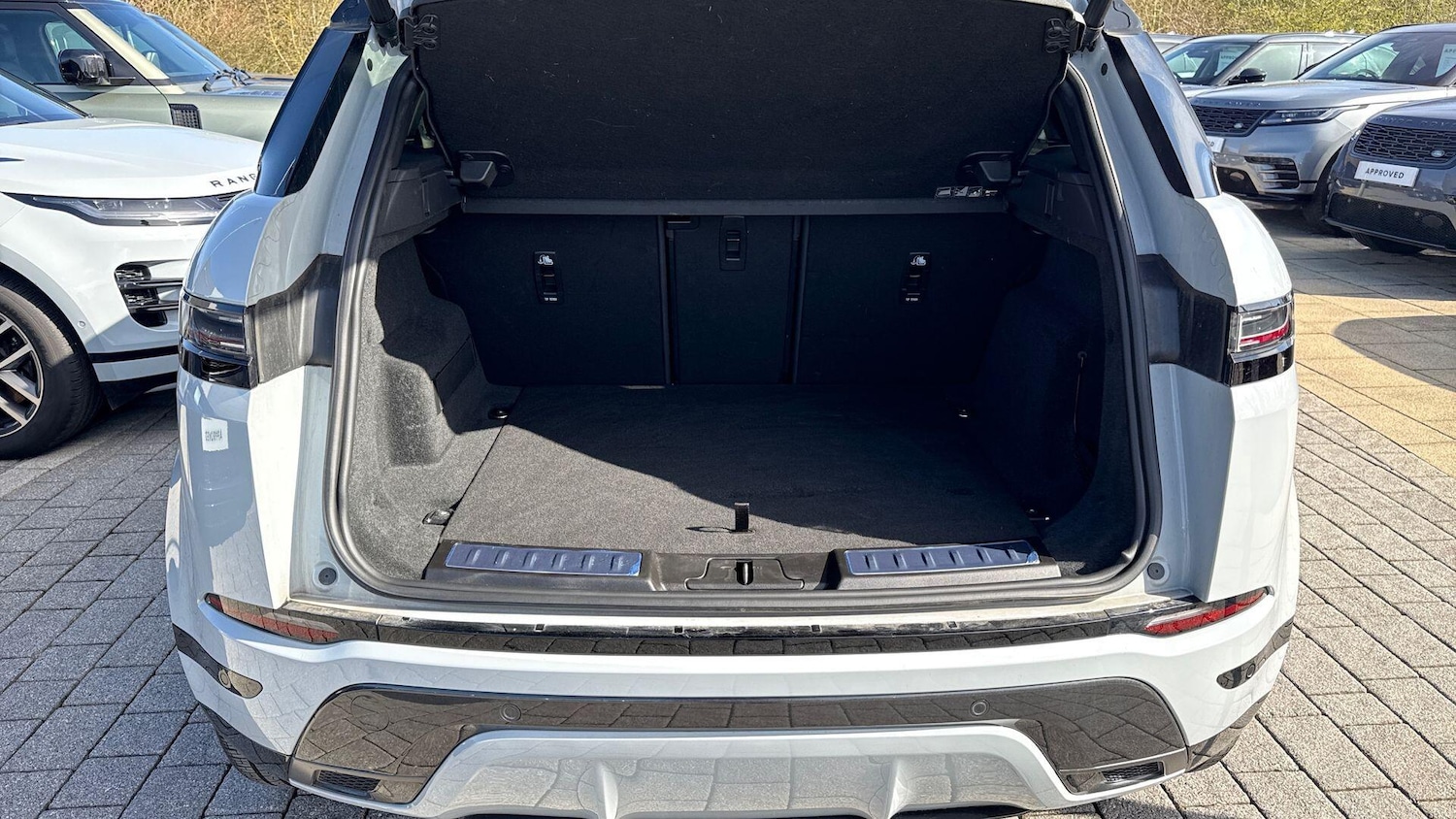 Used Land Rover Range Rover Evoque 2025 for sale - 77951856: Photo 24