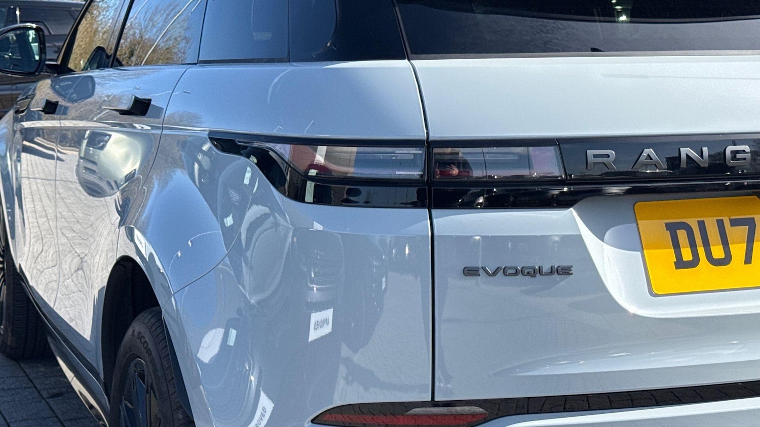 Used Land Rover Range Rover Evoque 2025 for sale - 77951856: Photo 3