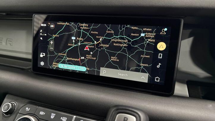 Used Land Rover Defender 2023 for sale - 77368569: Photo 11