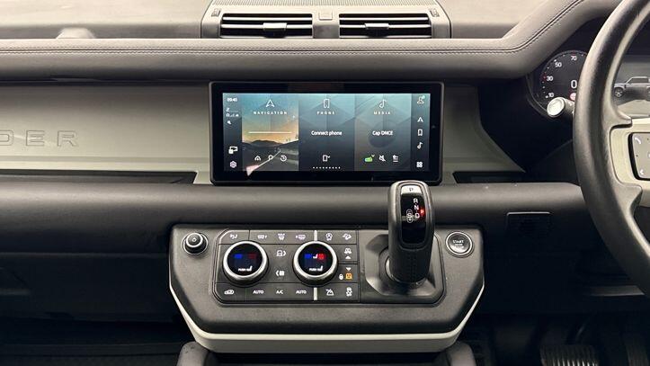 Used Land Rover Defender 2023 for sale - 77368569: Photo 14