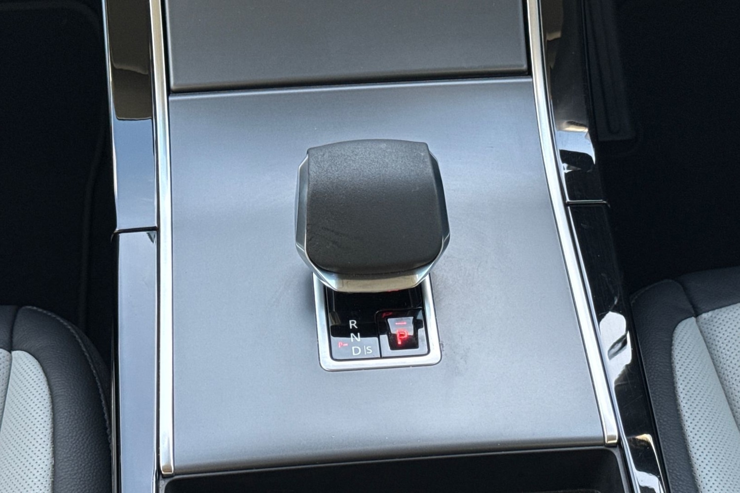 Used Land Rover Range Rover Evoque 2024 for sale - 76896200: Photo 14