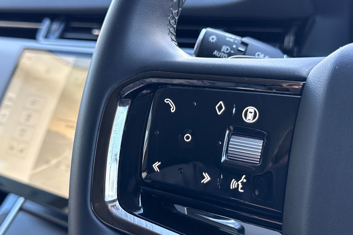 Used Land Rover Range Rover Evoque 2024 for sale - 76896200: Photo 34