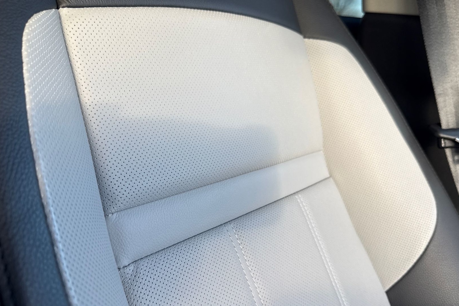 Used Land Rover Range Rover Evoque 2024 for sale - 76896200: Photo 48