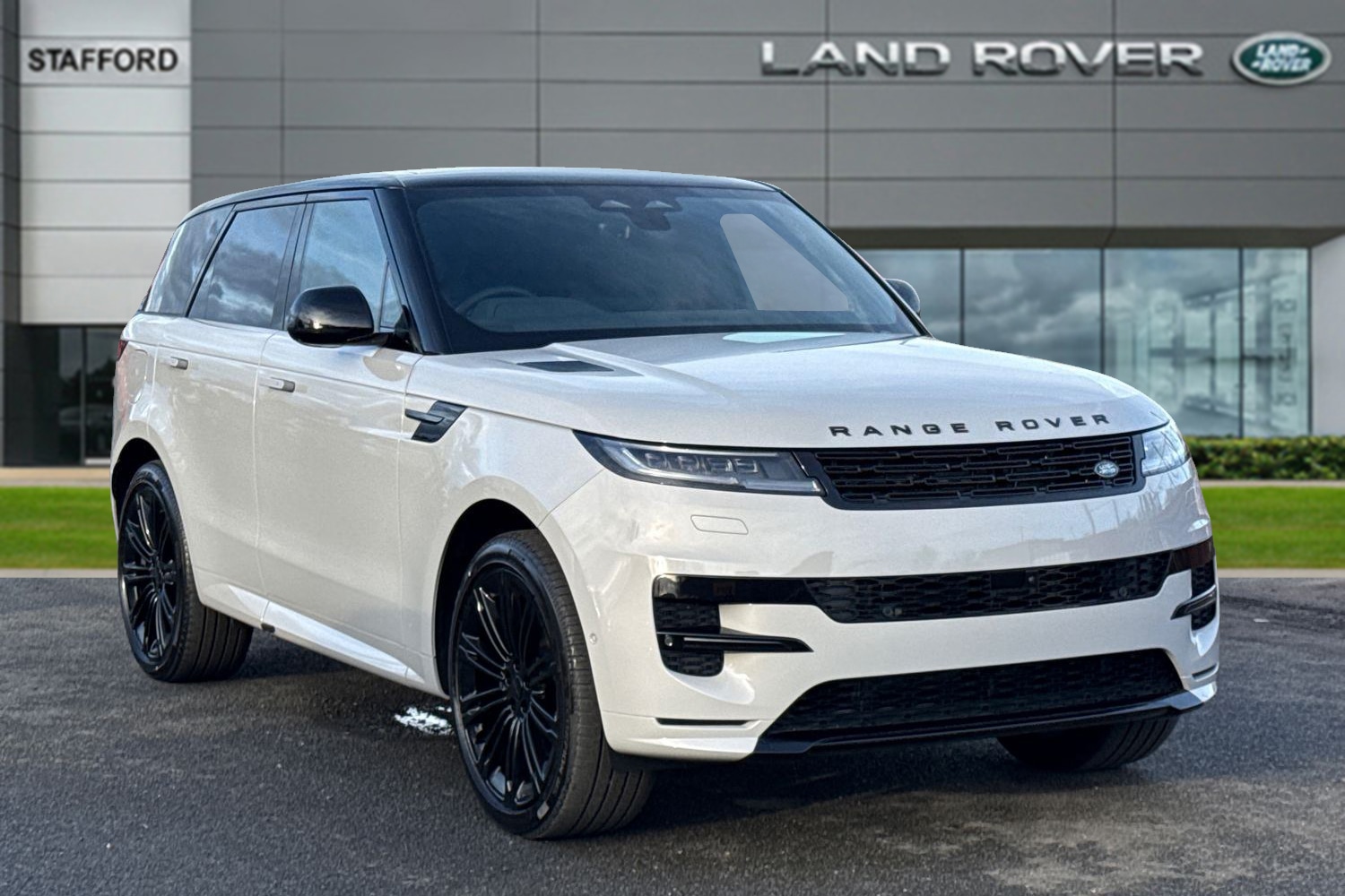 Used Land Rover Range Rover Sport 2026 for sale - 78122412: Photo 1