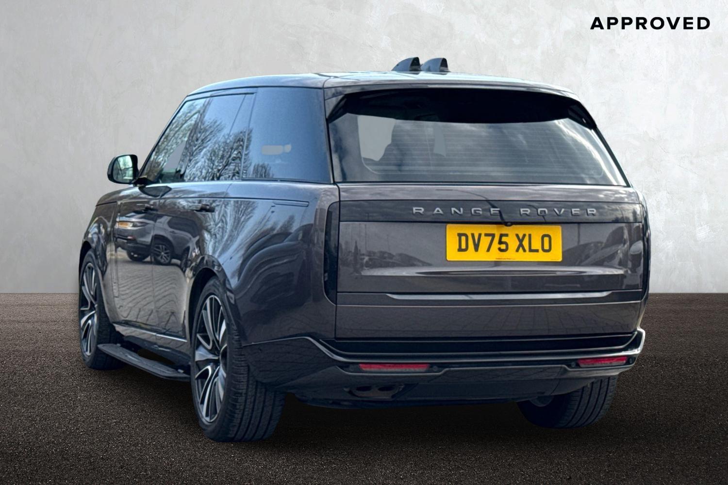 Used Land Rover Range Rover 2025 for sale - 77779791: Photo 2