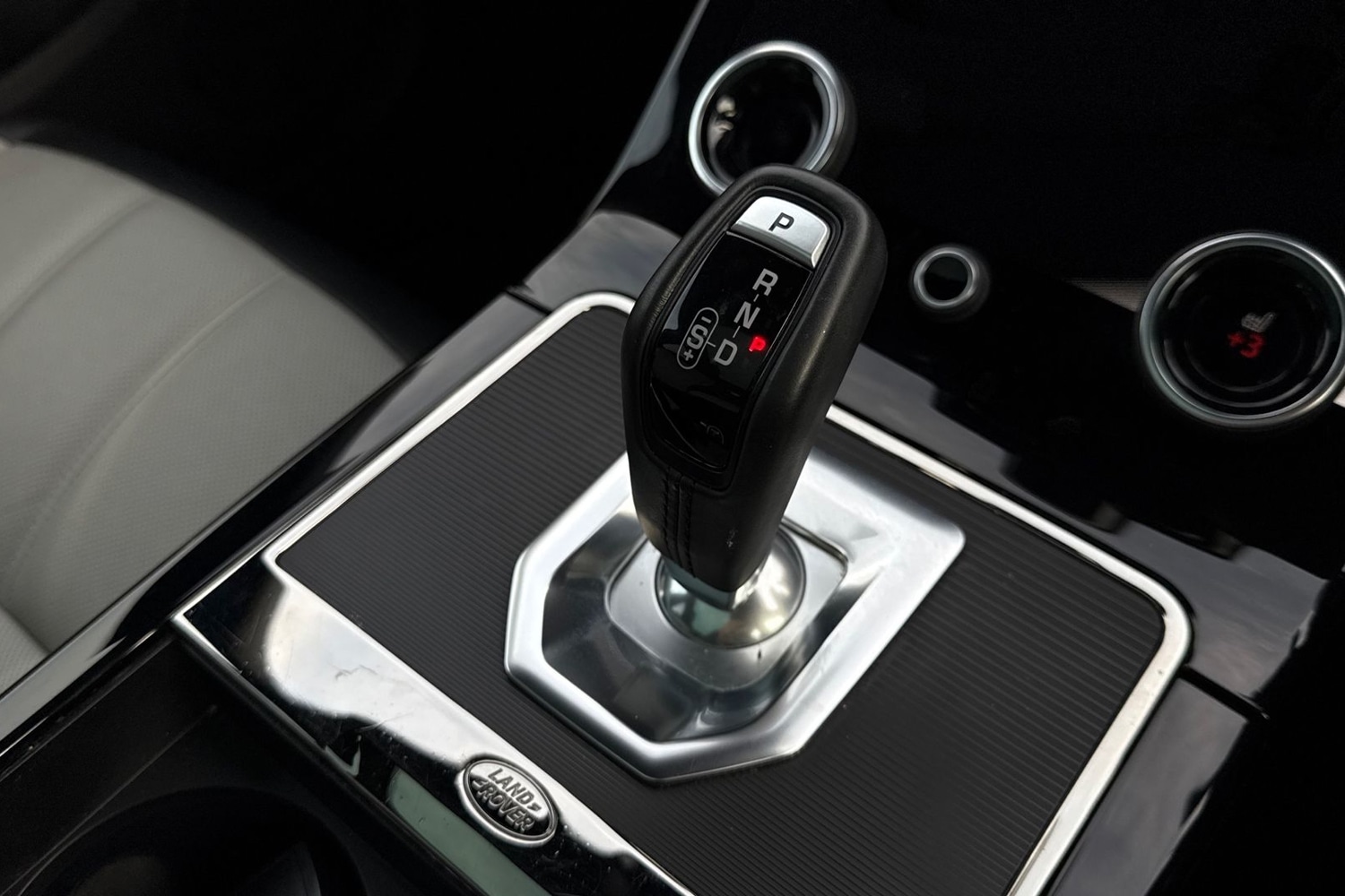 Used Land Rover Range Rover Evoque 2022 for sale - 77211563: Photo 13