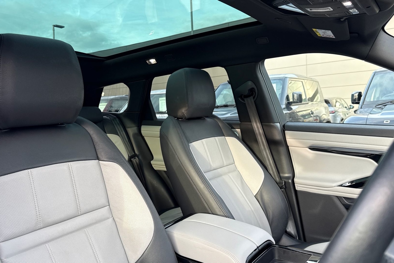 Used Land Rover Range Rover Evoque 2022 for sale - 77211563: Photo 21