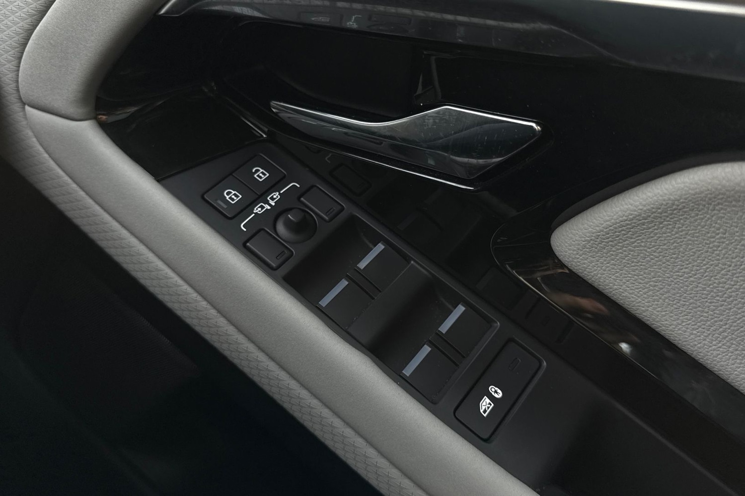 Used Land Rover Range Rover Evoque 2022 for sale - 77211563: Photo 25