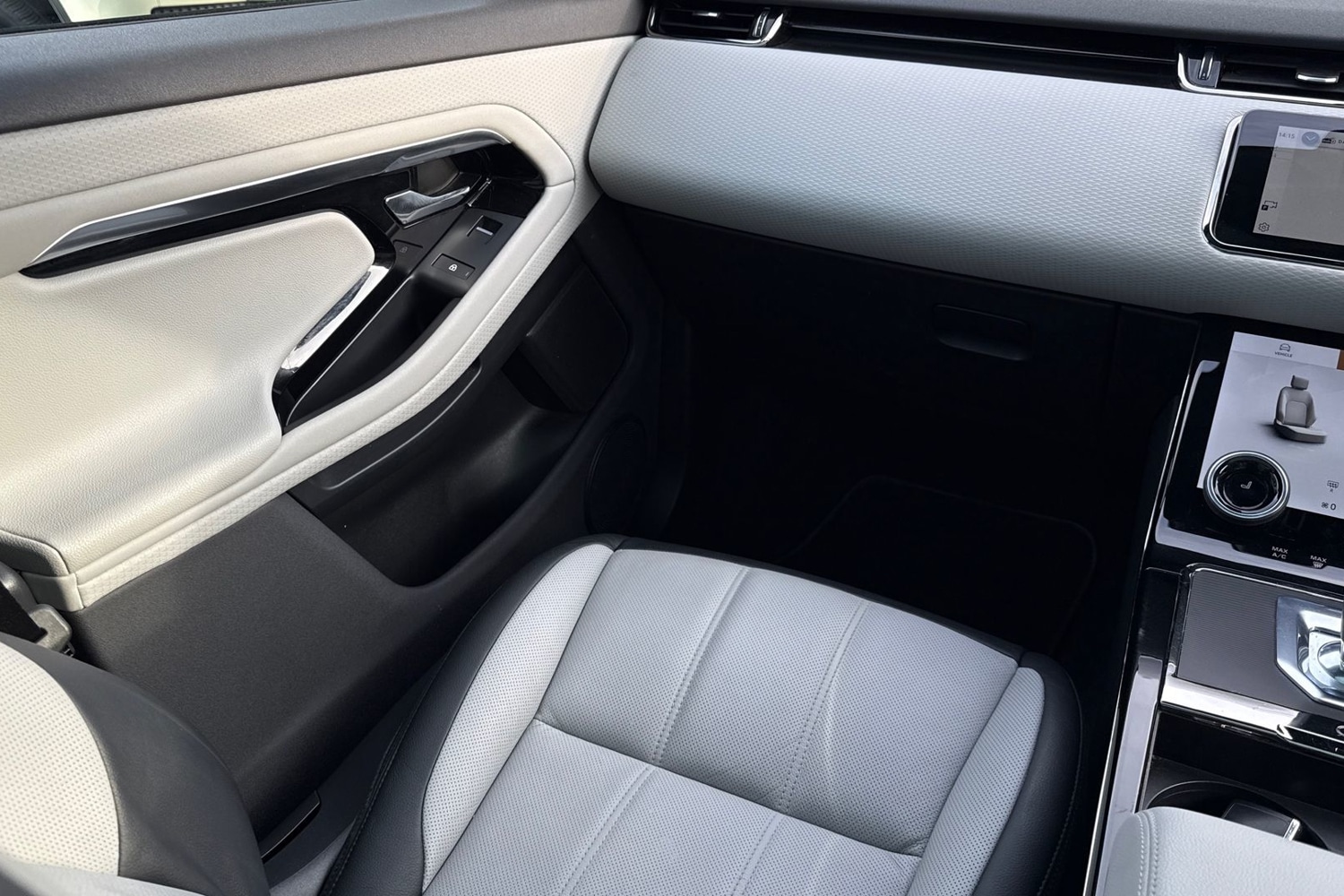 Used Land Rover Range Rover Evoque 2022 for sale - 77211563: Photo 41