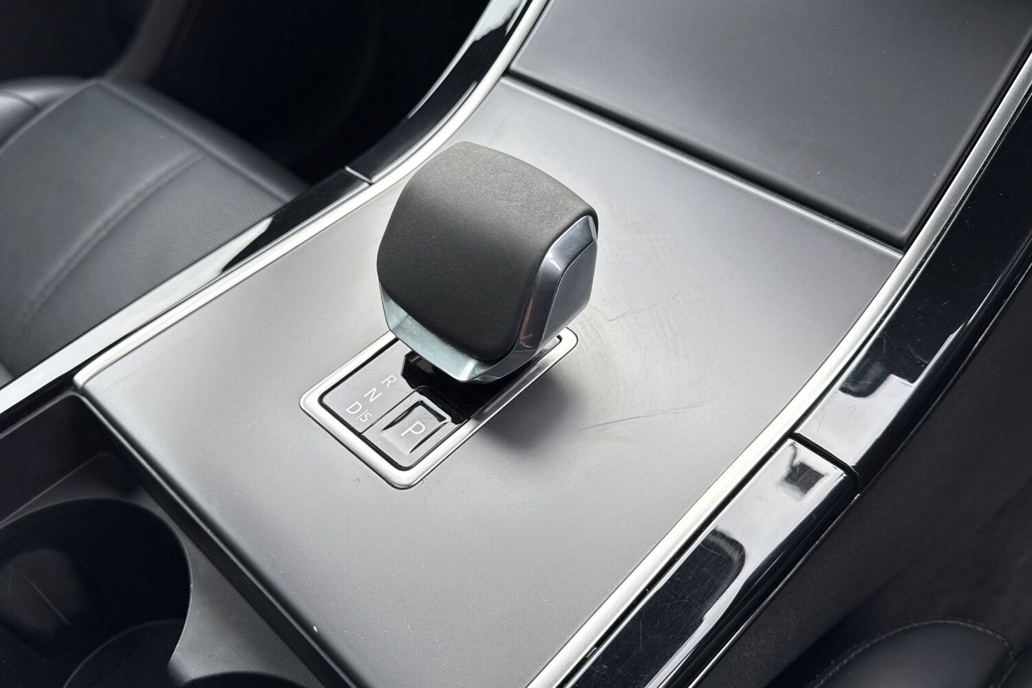 Used Land Rover Range Rover Velar 2023 for sale - 76836363: Photo 13